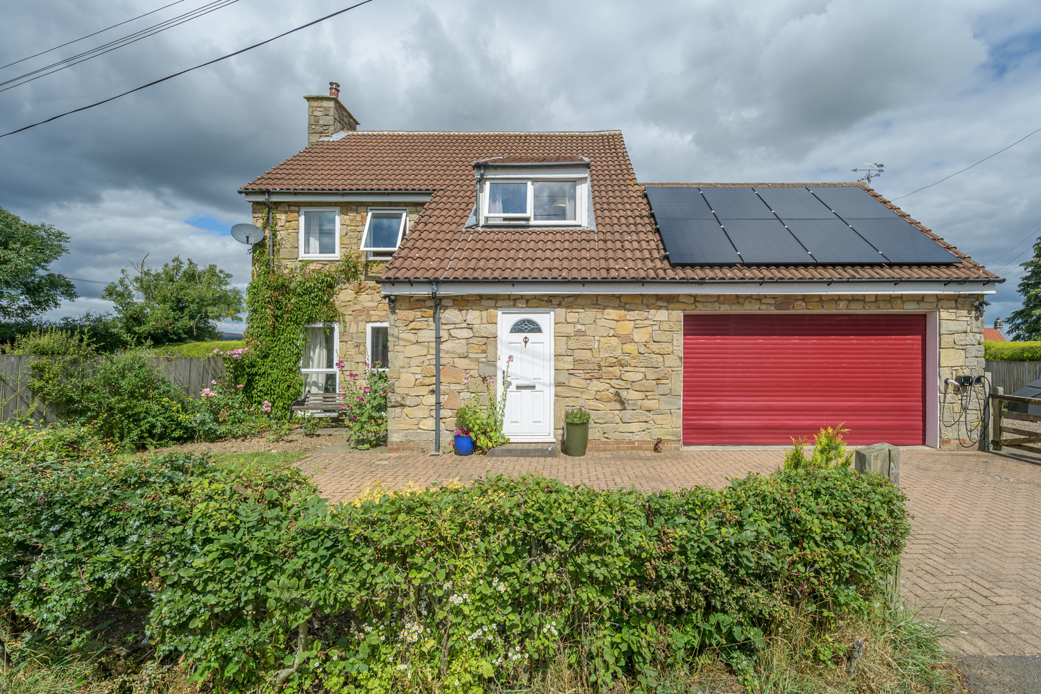 Hawthorns, Harrogate Lane, Longframlington, Morpeth, Northumberland