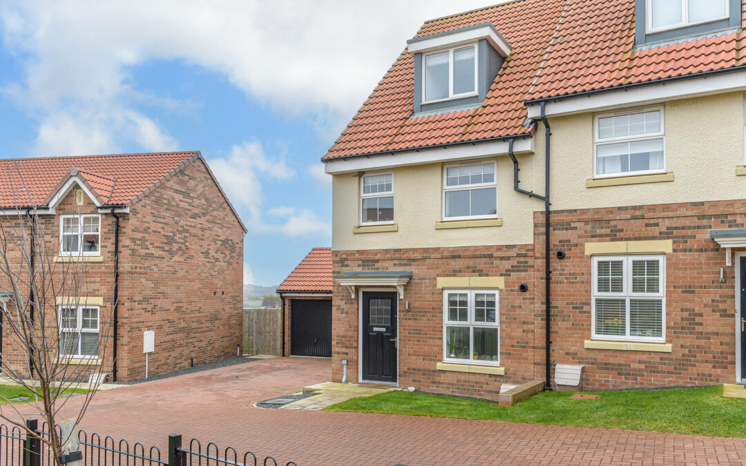 Carpenters Crescent, Swordy Park, Alnwick, Northumberland