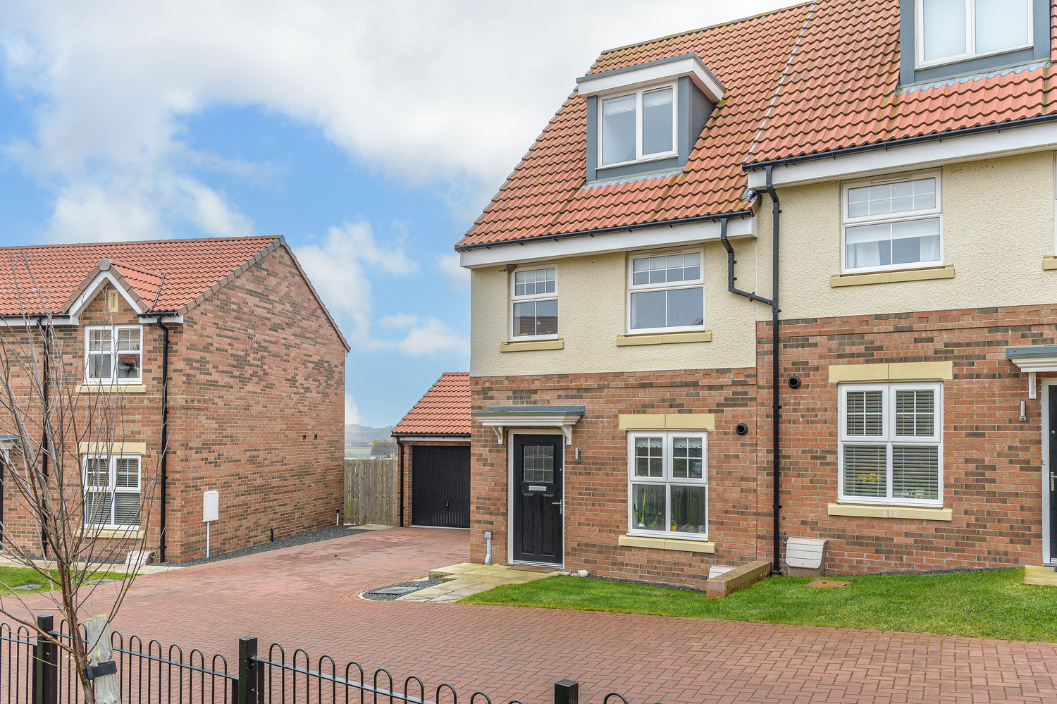 Carpenters Crescent, Swordy Park, Alnwick, Northumberland